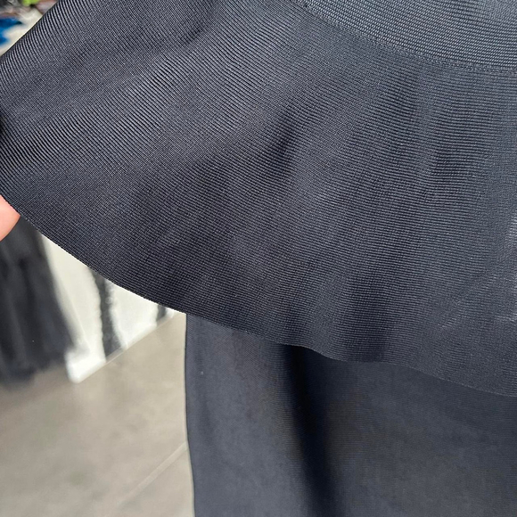 Black mini bodycon skirt peplum detail 
with ruffle details #blackskirt #peplum - Picture 4 of 4